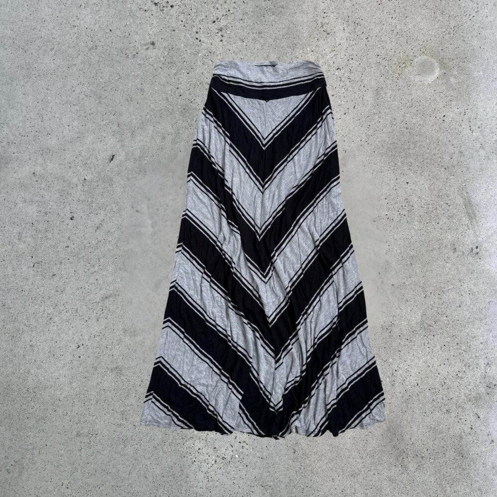 2000s maxi skirt